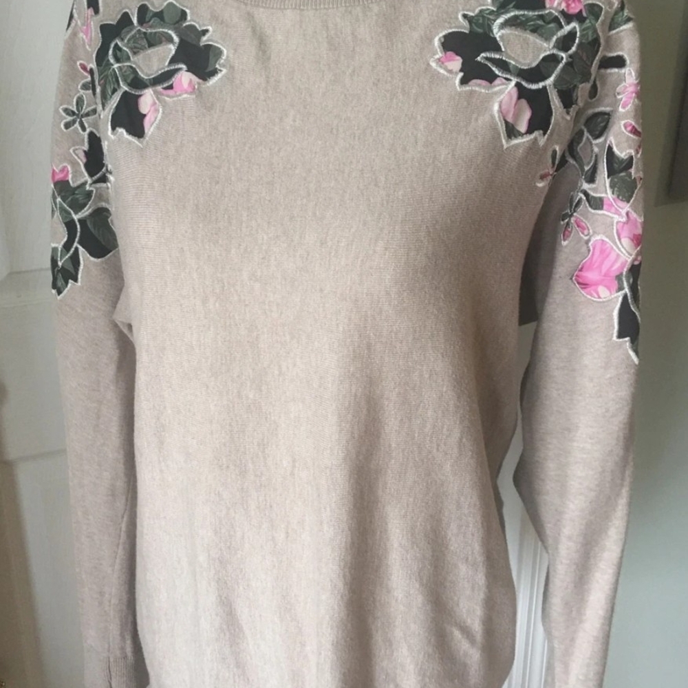 INC International Concepts Beige Sweater with Pink Floral Accents - Picture 4 of 9
